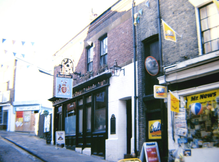 Earl Grey in 1989