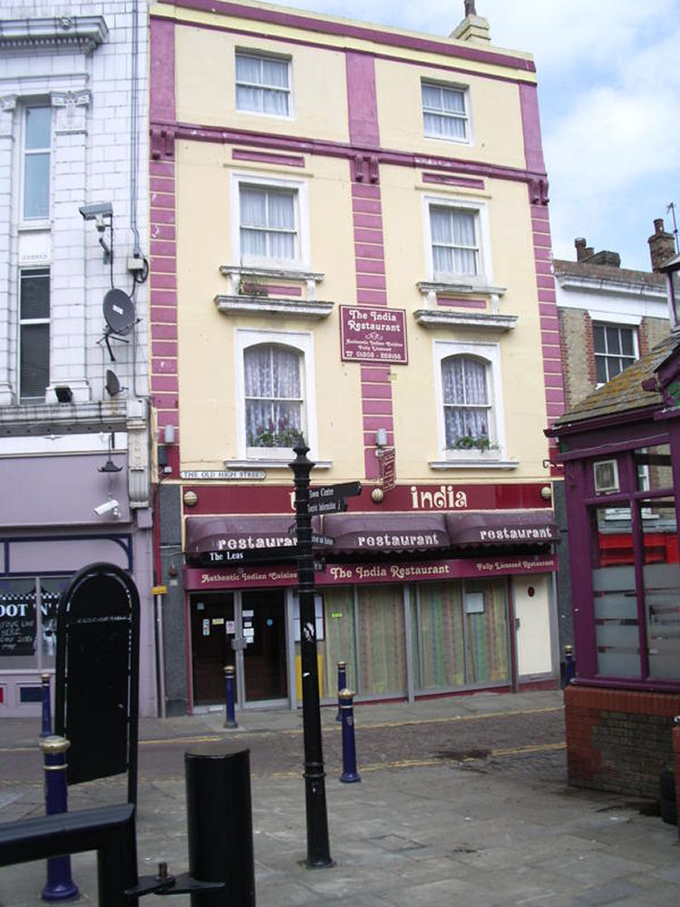 Former Rendezvous Hotel in 2011